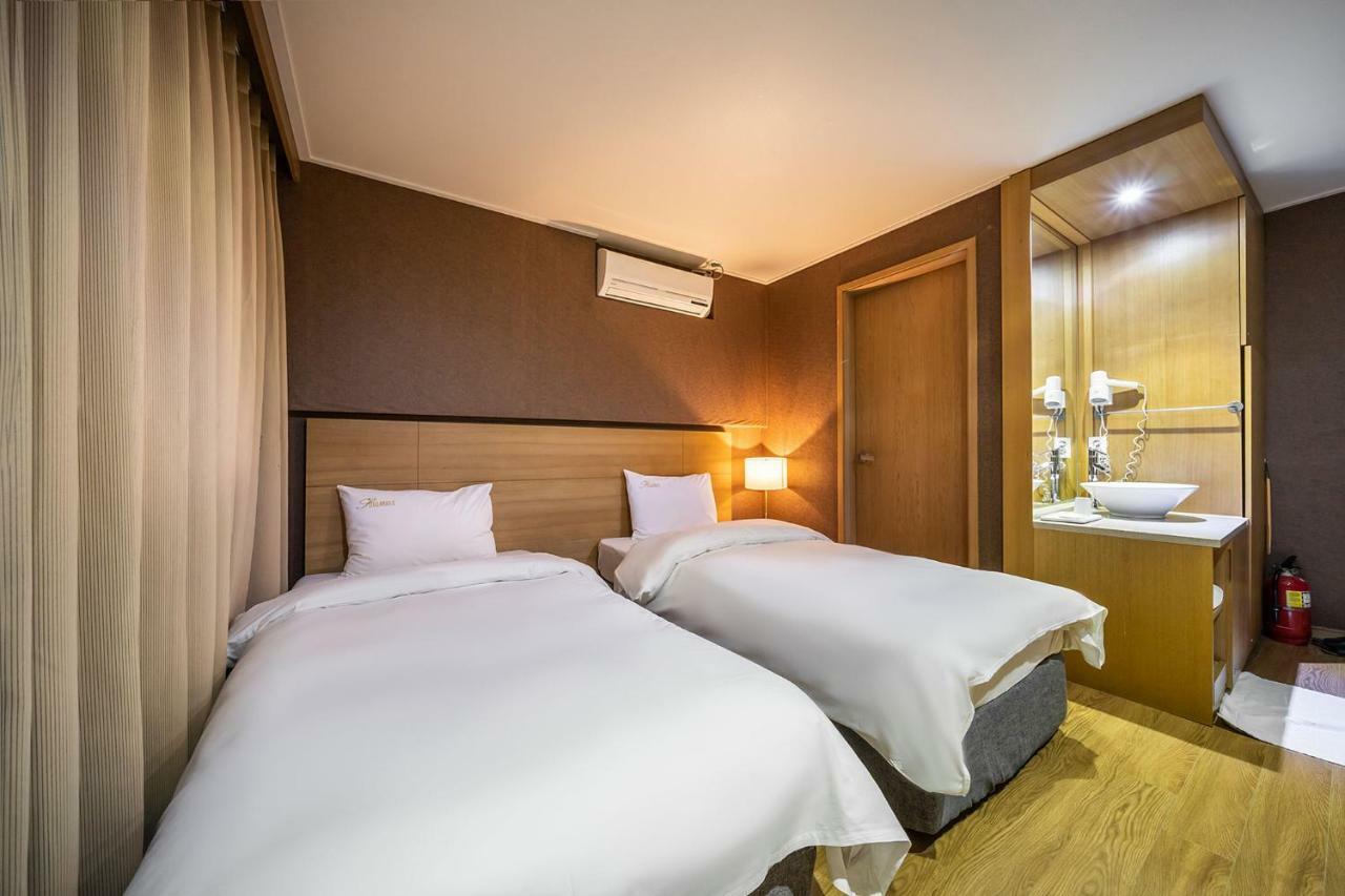 Stellamaris Hotel Wolmido Incheon Extérieur photo